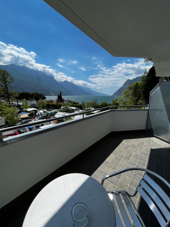 Hotel Oasi Wellness & Spa Рива дел Гарда Екстериор снимка
