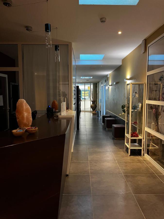Hotel Oasi Wellness & Spa Рива дел Гарда Екстериор снимка