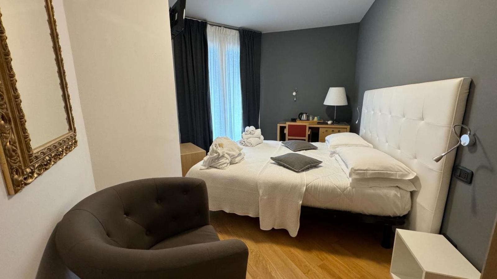 Hotel Oasi Wellness & Spa Рива дел Гарда Екстериор снимка