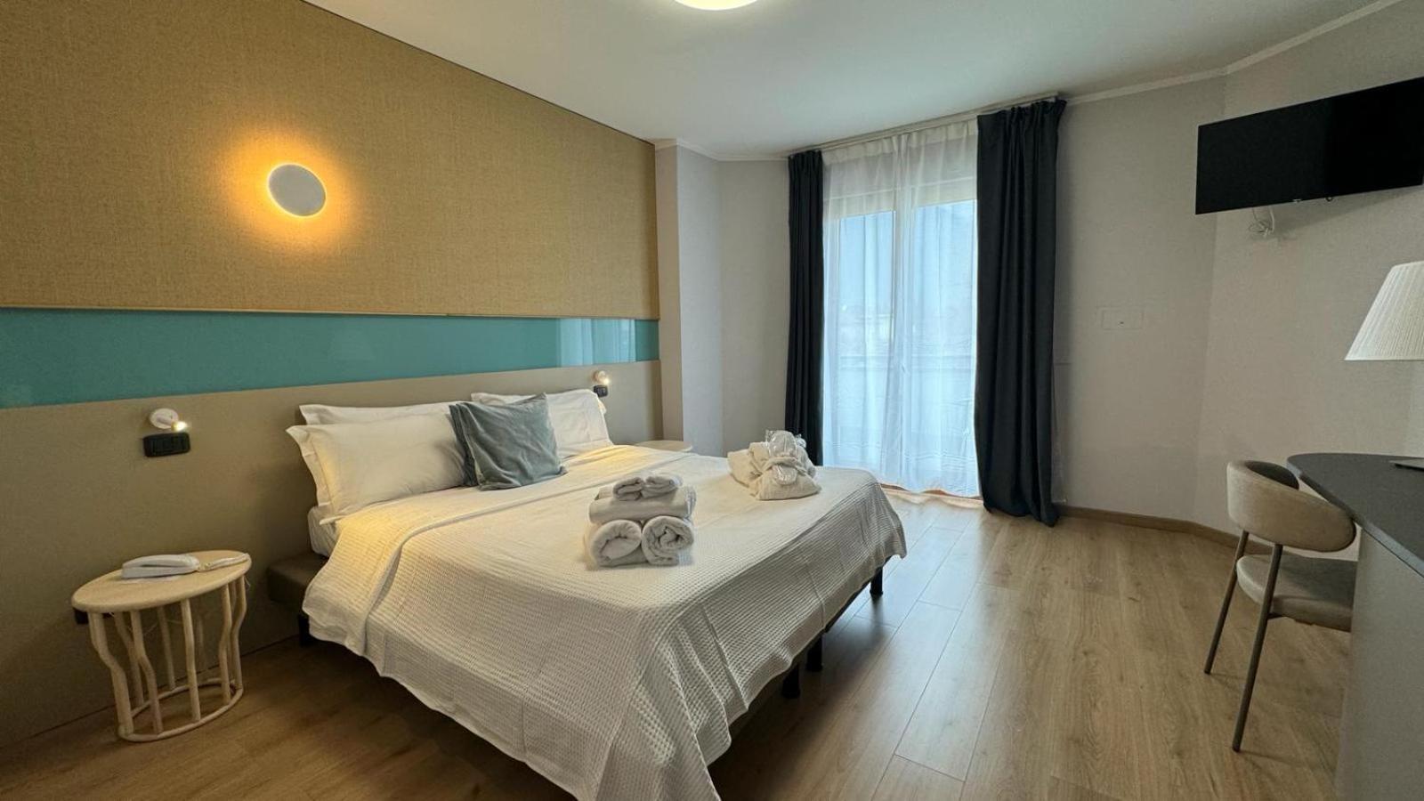 Hotel Oasi Wellness & Spa Рива дел Гарда Екстериор снимка