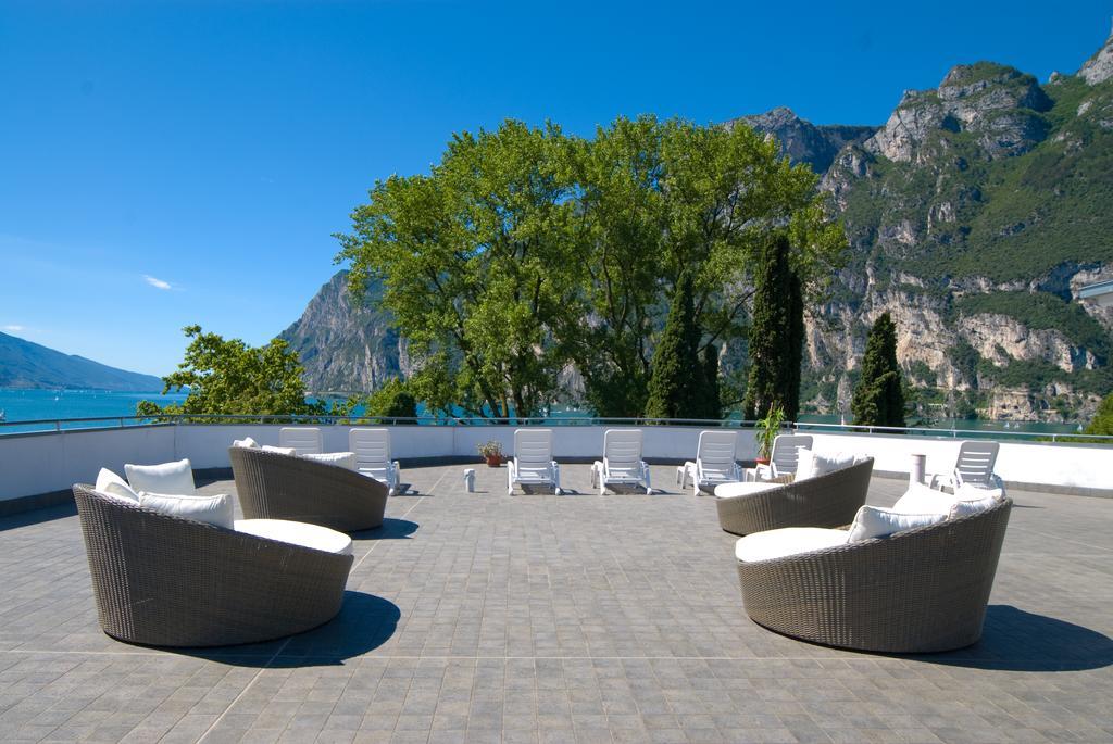 Hotel Oasi Wellness & Spa Рива дел Гарда Екстериор снимка